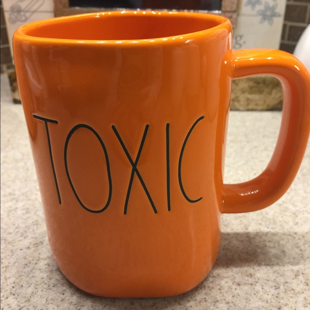 Rae Dunn mug
